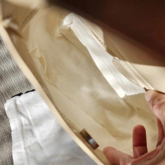 Gucci Tom Ford Structured Bag - Picture 14 of 16